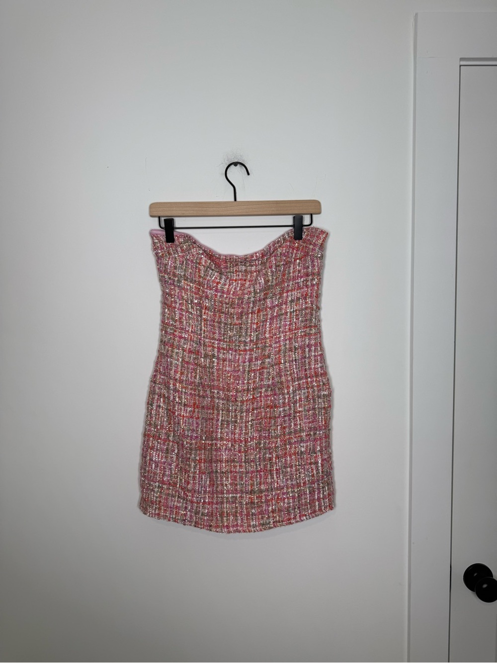 Superdown Pink Metallic Tweed Strapless Mini Dress – Size M